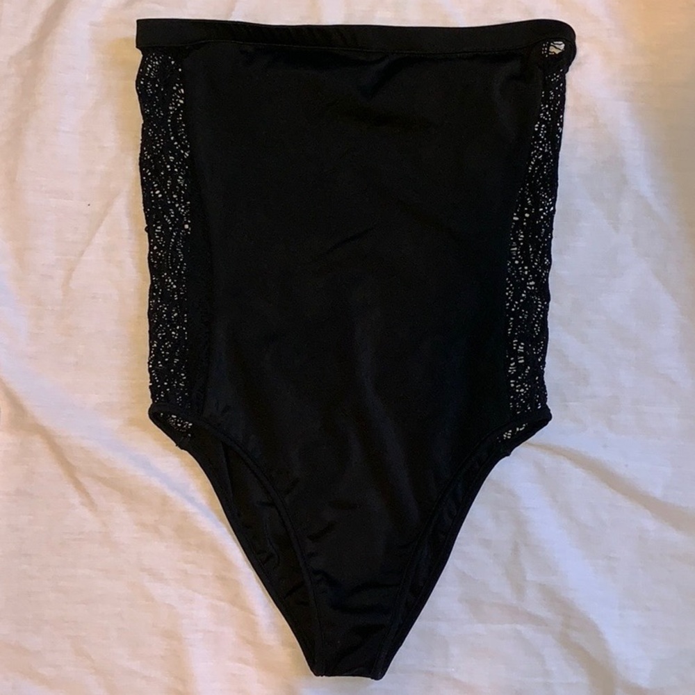 Gooseberry Seaside one piece